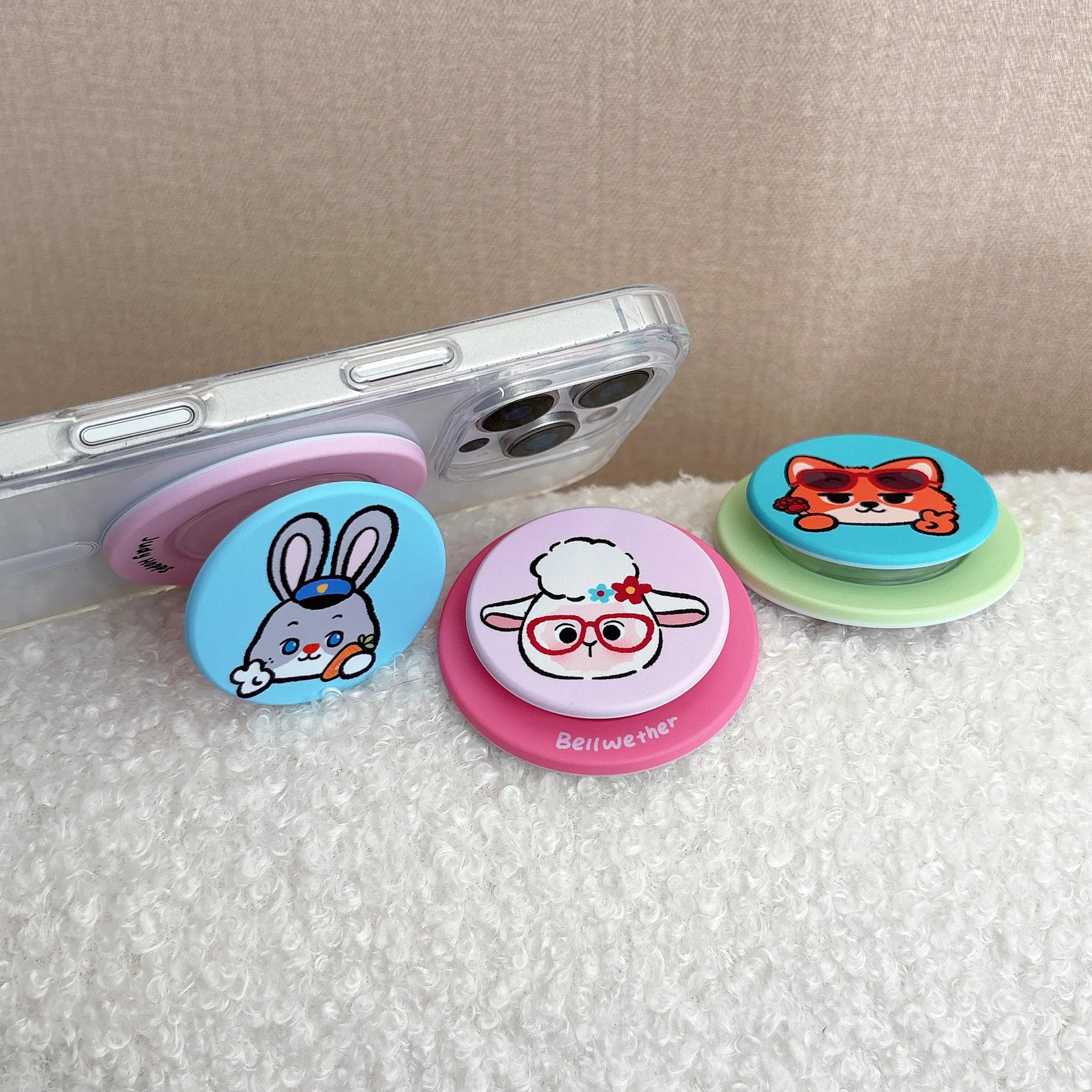 

Новинка для Zootopia2, магнитная подушка безопасности, выдвижная подставка для телефона, настольный держатель для телефона, милый подарок для пары