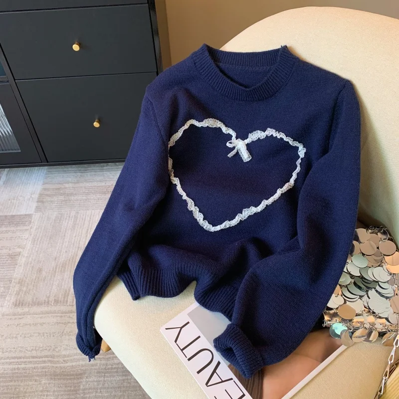 

Women's Heart-shaped Lace Round Neck Long Sleeved Sweater Y2K French Elegant High Street Aesthetic Cute Retro Loose Top Sweater