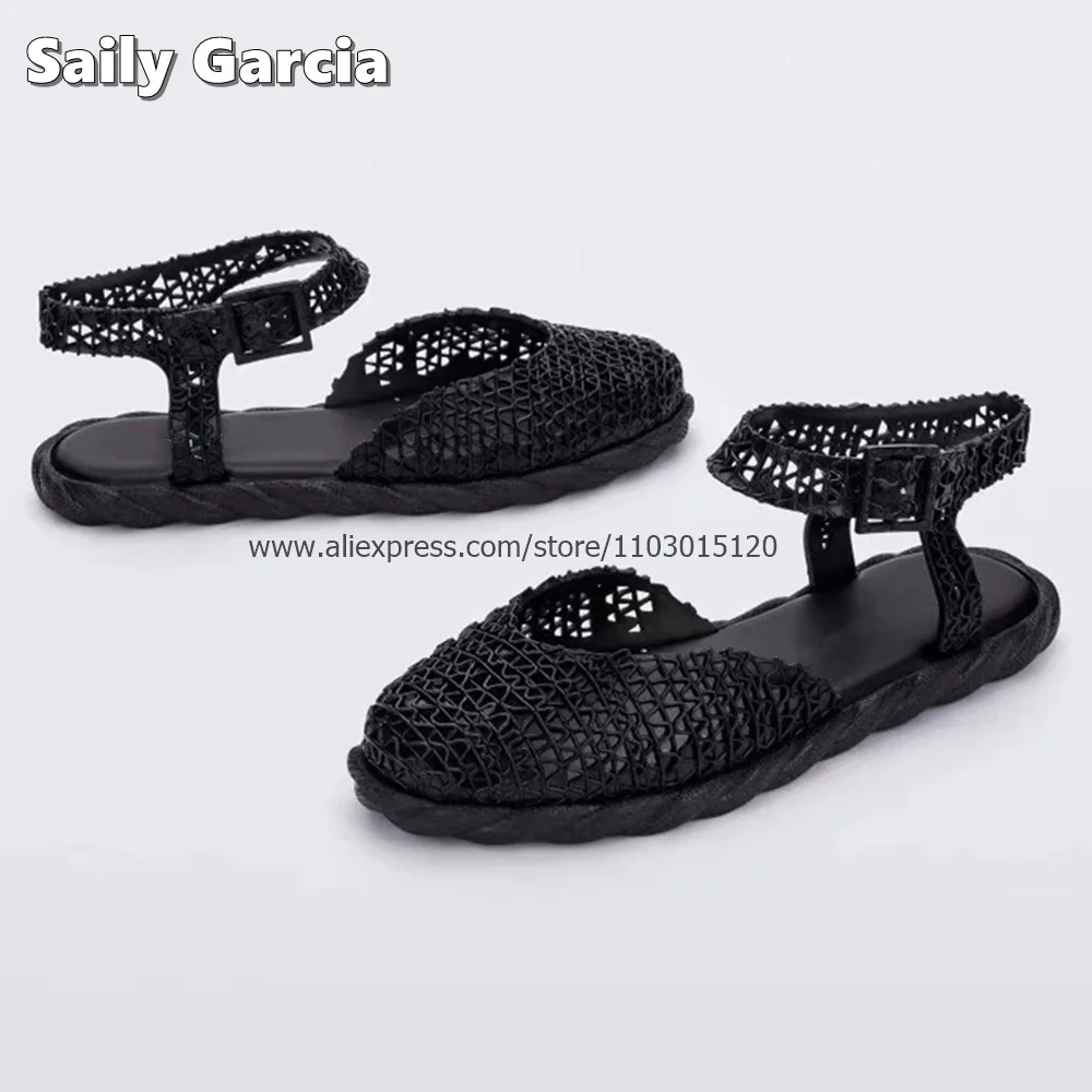 

Retro Belt Buckle Strap Hollow Shallow Roman Flats Solid All-Match Casual Beach Shoes PVC Breathable Straw Weave Beach Sandals