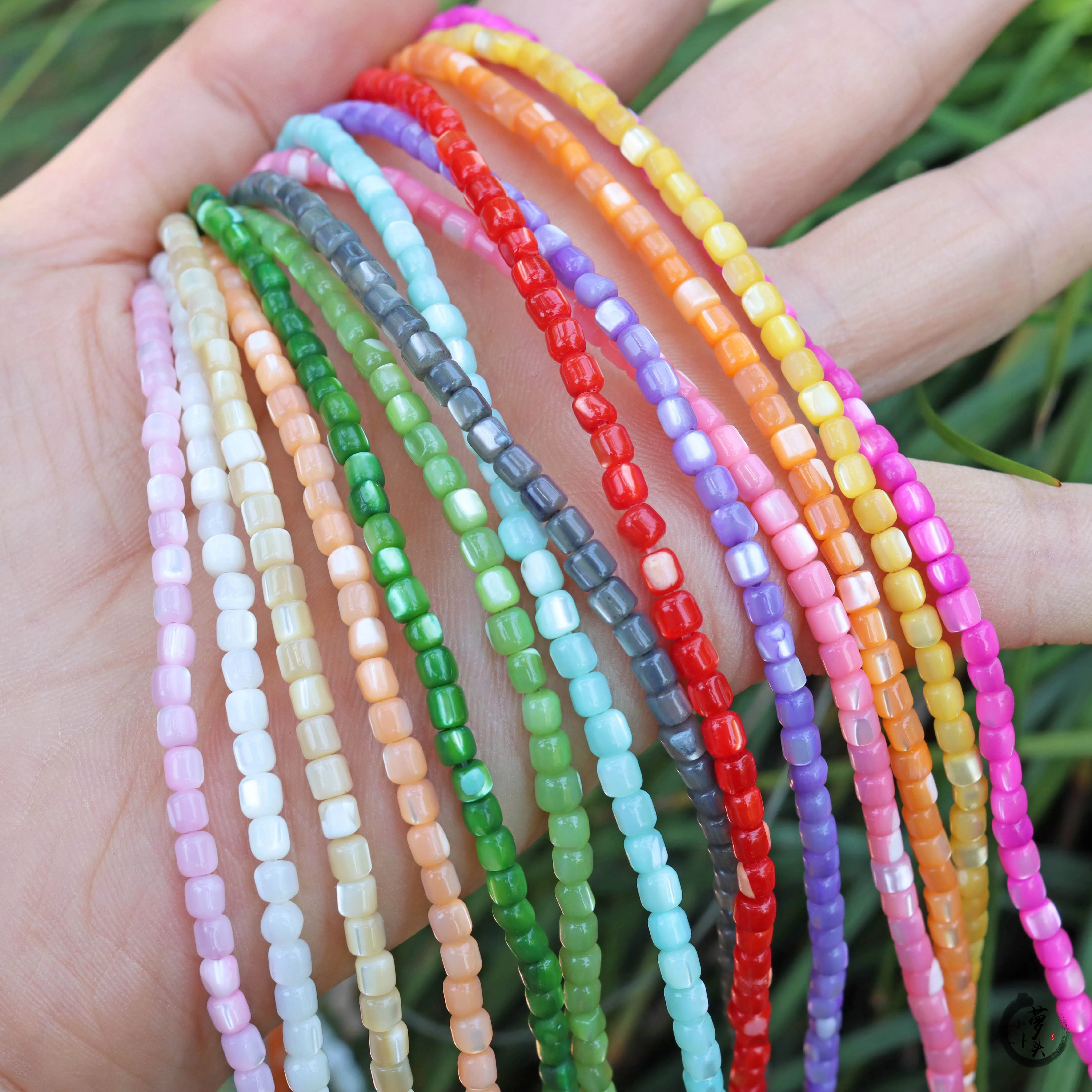 

3.5mm Beads Natural Shell Mother of Pearl Round Tube Tubular Loose Beads for DIY Bracelet Necklace Earrings Jewelry Making Charm