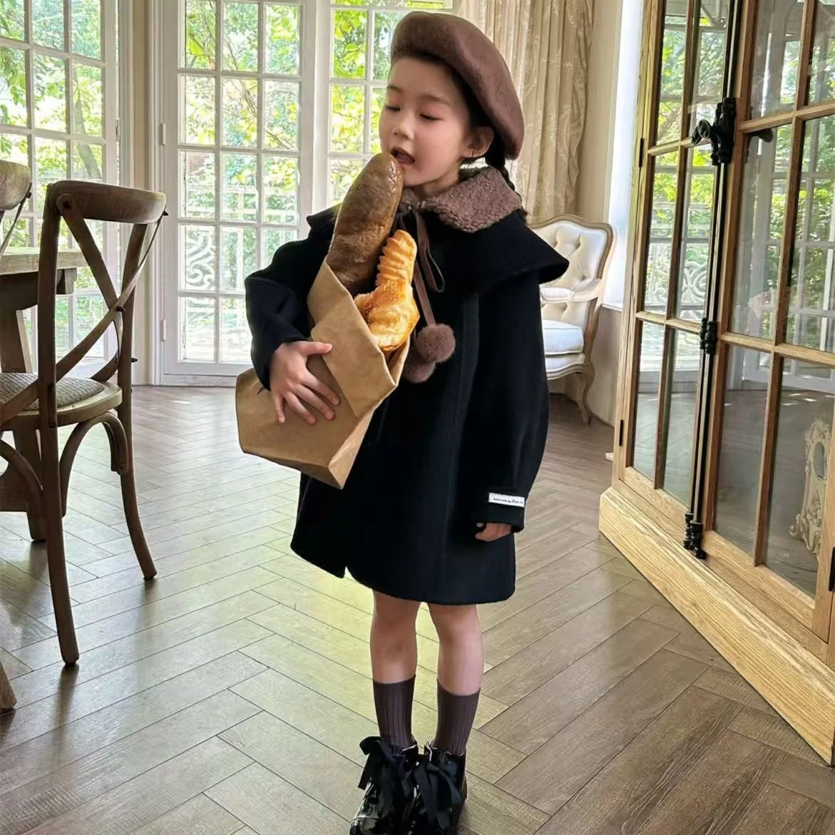 

Girls' Coat Winter Clothing 2026 New Style Western-style Children's College Style Medium Long Thick Warm Woolen Coat