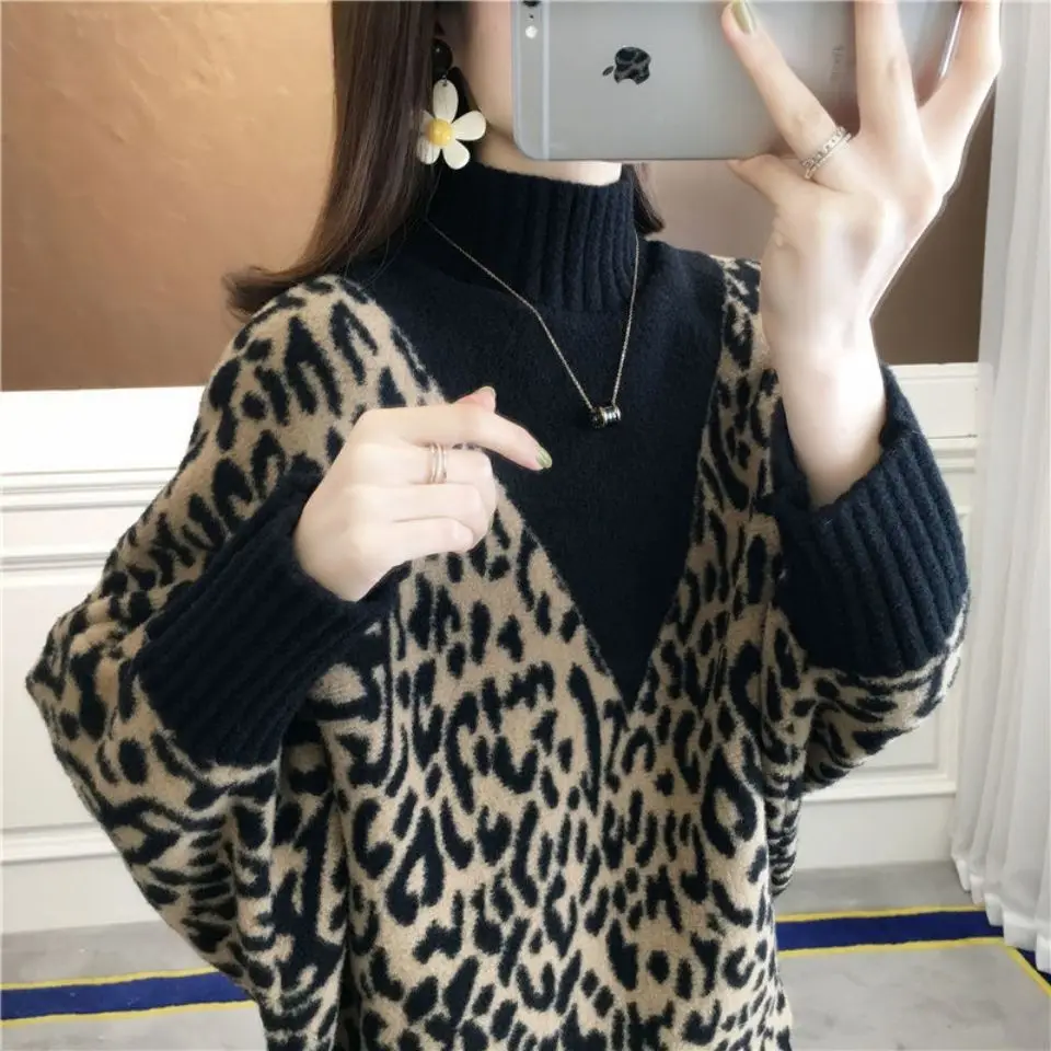 Suéter de lana para mujer, Jersey suelto de cuello alto, camisa de murciélago de punto, patrón de leopardo, Tops de moda occidental, otoño e invierno, nuevo