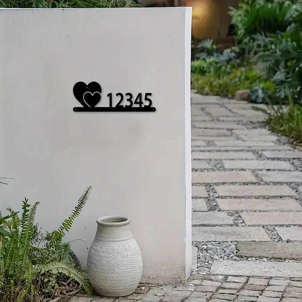 独占的な手作りのハート型の金属製ドア飾り。 壁に取り付けられ、新しい家の壁の彫刻に最適です。