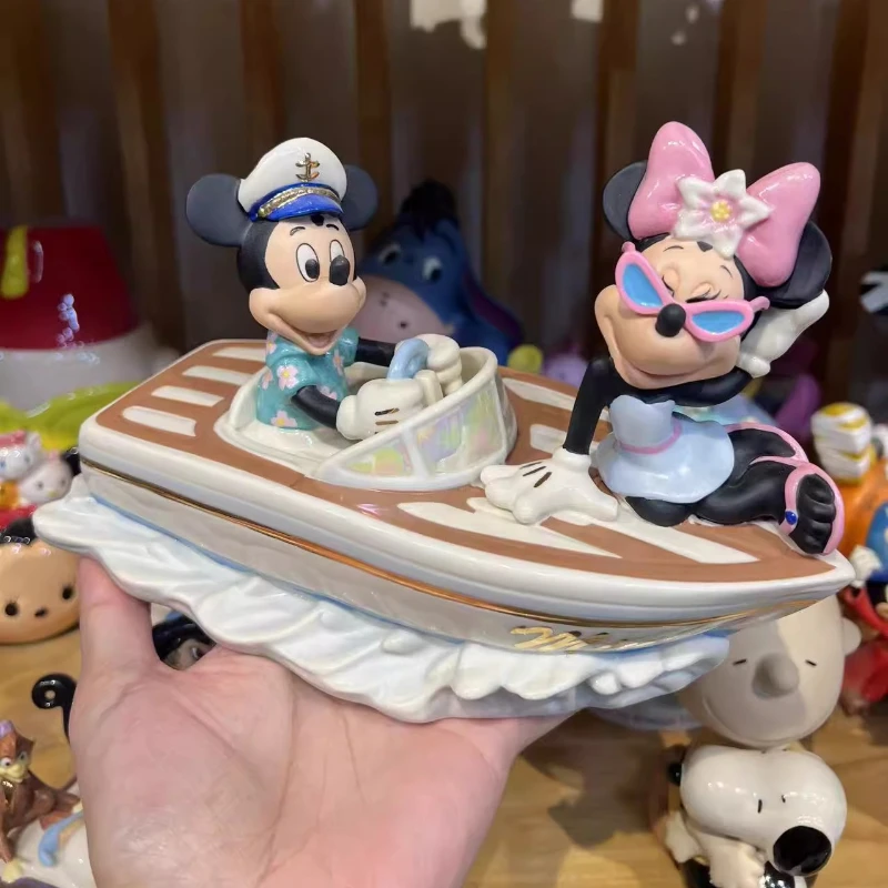 

Anime Mickey Minnie Figure Couple Playing Yacht Ceramic Desktop Model Ornaments Cartoon Toy Home Decoration Birthday Gift