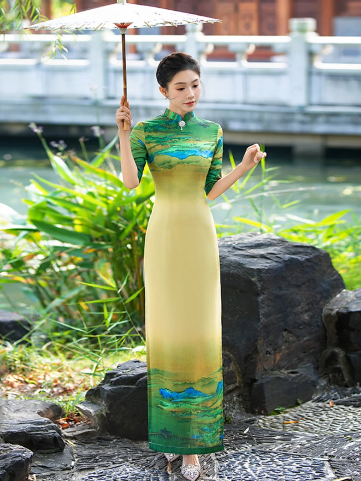 

Длинное вечернее платье для выступлений на сцене, с открытыми плечами, с высоким разрезом, в национальном стиле, ретро, в стиле тысячелетия.