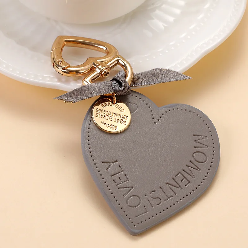 Korean Fashion Heart Car Key Chain Earphone Set Pendant Backpack Bag Pendant Leather Key Chains for Women
