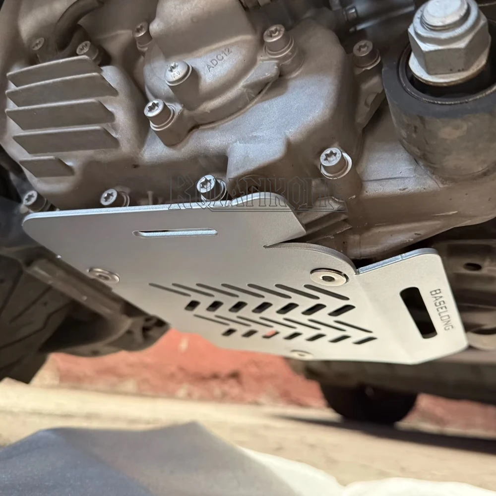 Engine Skid Plate Guard Bash Protector Motorcycle Accessories For BMW C400X C400GT C400 C 400 X GT 400X 400GT 2018 ~ 2024  2025