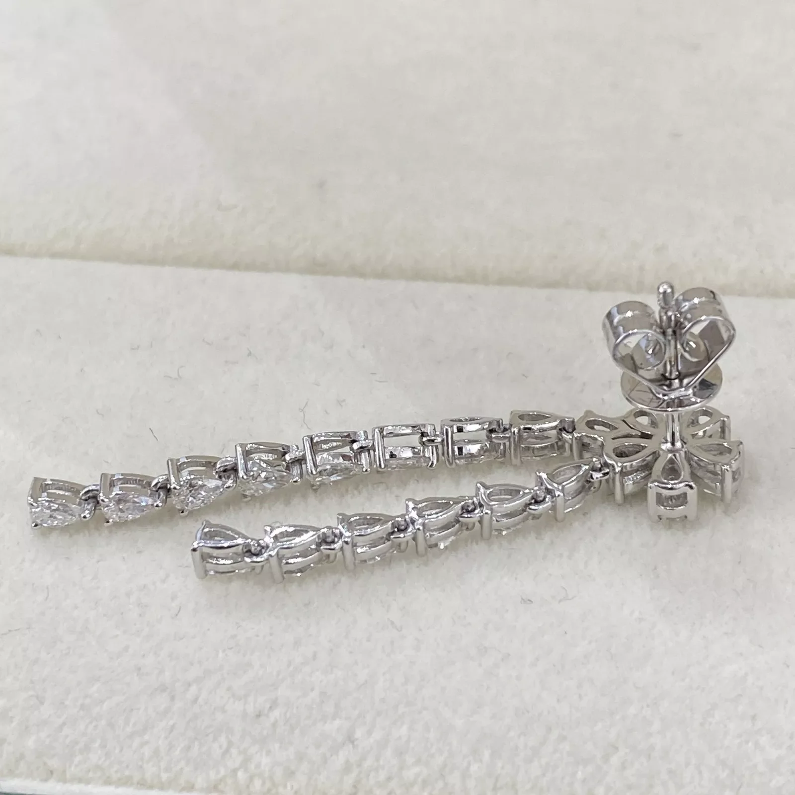 Platinum 950 Dangle Earrings 4ctw DEF VS-VVS Pear & Round Lab Grown Diamond Luxury Jewelry High Quality Jewelry For Women