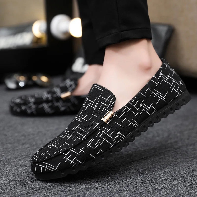 Mens Canvas Shoes Casual Slip on Breathable Loafers Luxury New Fashion Flats Formal Dress Driving Sneakers Men Italian Shoes