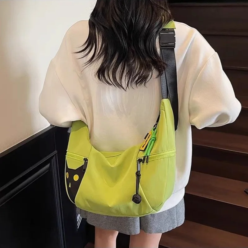 Stylish, Large-Capacity Commuter Tote Bag: Breathable, Soft, Durable, Printed, Cute Cat Design, Wide Shoulder Strap, Crossbody