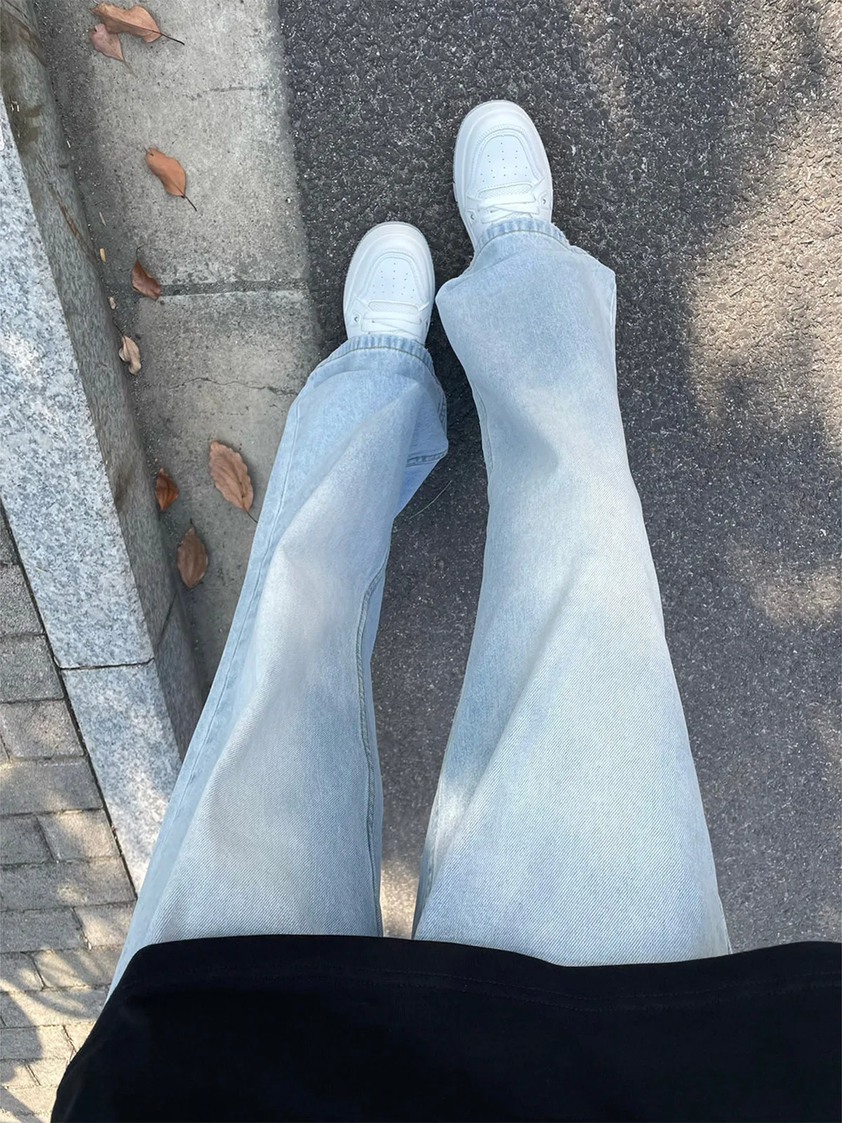 

Light Blue Micro Flared Waed Denim Jeans ex Straight Leg Slimming High Street Sle American Casual mid Waist Jeans