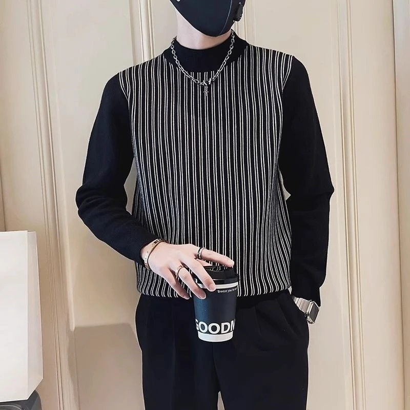 Maglione lavorato a maglia da uomo a collo alto e mezzo collo Maglieria Designer di cashmere Streetwear Abiti popolari coreani Pullover a righe con cavo da uomo