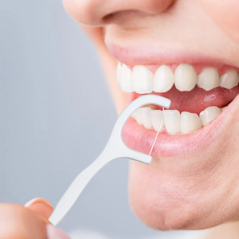 50 Pcs Disposable Dual-Use Dental Picks, Portable Toothpick & Floss Picks for Travel, Fresh Breath