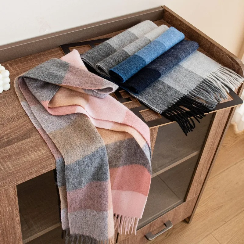 Women's 100% Wool Thickened Autumn Winter Checkered Scarf Warm Cozy Wrap for Go Shopping Versatile and Ambiance Creating