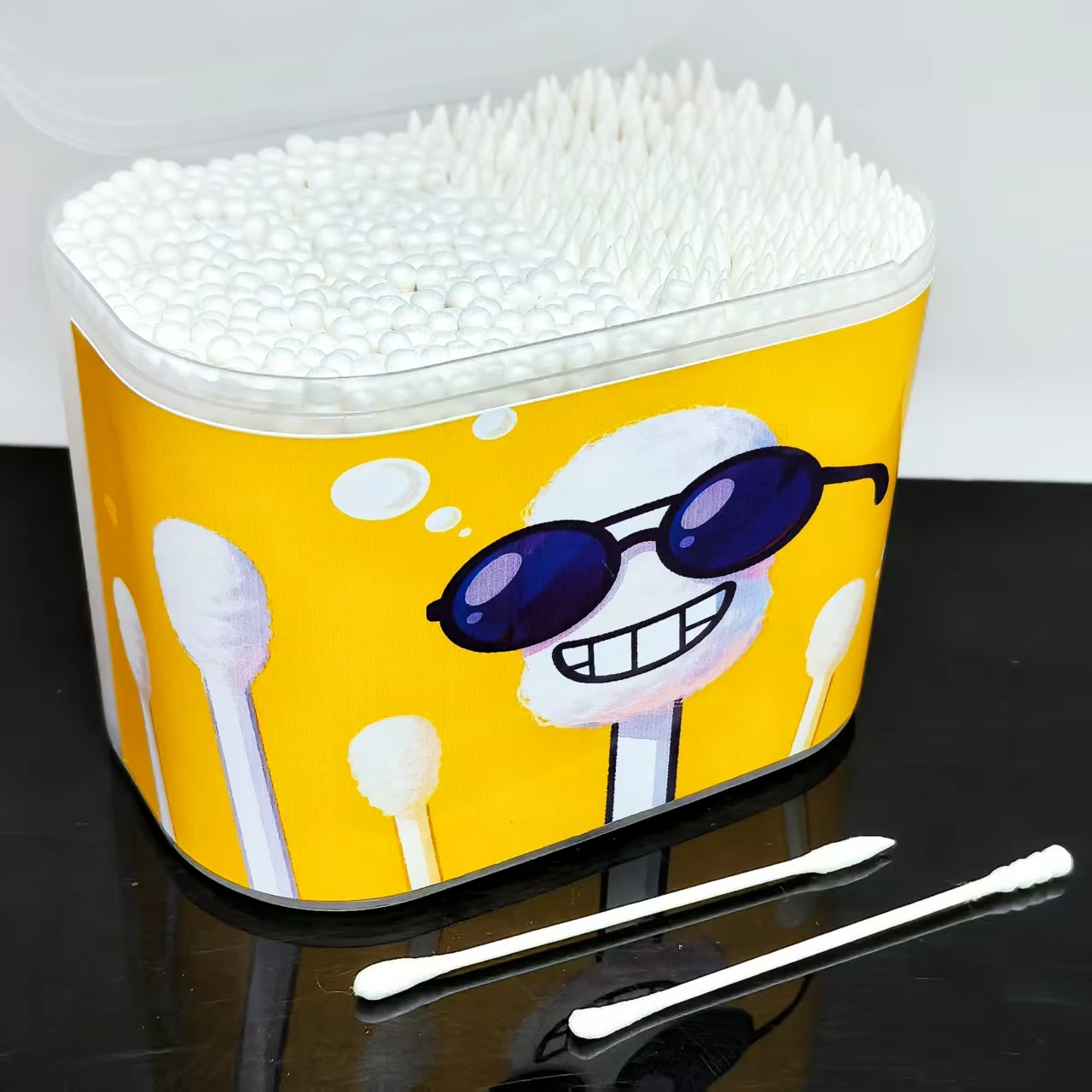 600개 창의적인 웃는 얼굴 면봉, 이중 헤드 디자인과 귀이개 스타일, 얇은 샤프트 선물용 면봉