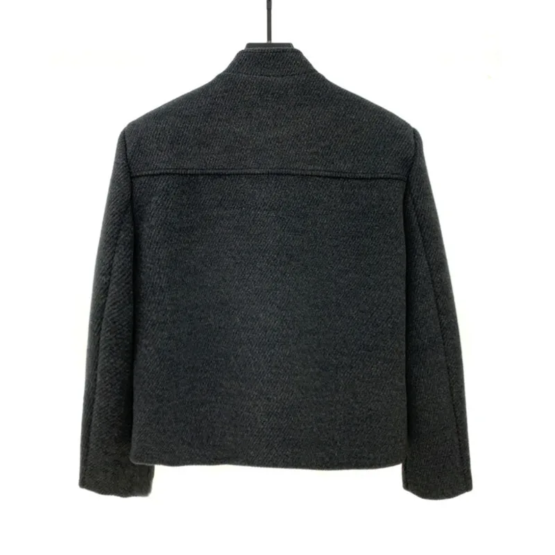 HKSH Autumn Winter New Men Fake Pocket Design Stand Collar Thicken Jacket Korean Style Casual Trend Padded Shoulder Coat HK16135