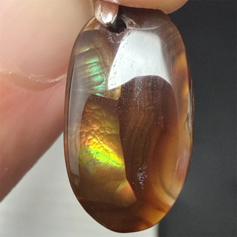 Dazzle Green Blue Light Fire Agate Beads Women Natural Red Light Fire Agate Specimens Geometric Dense Bubbles Mexico Origin Bead