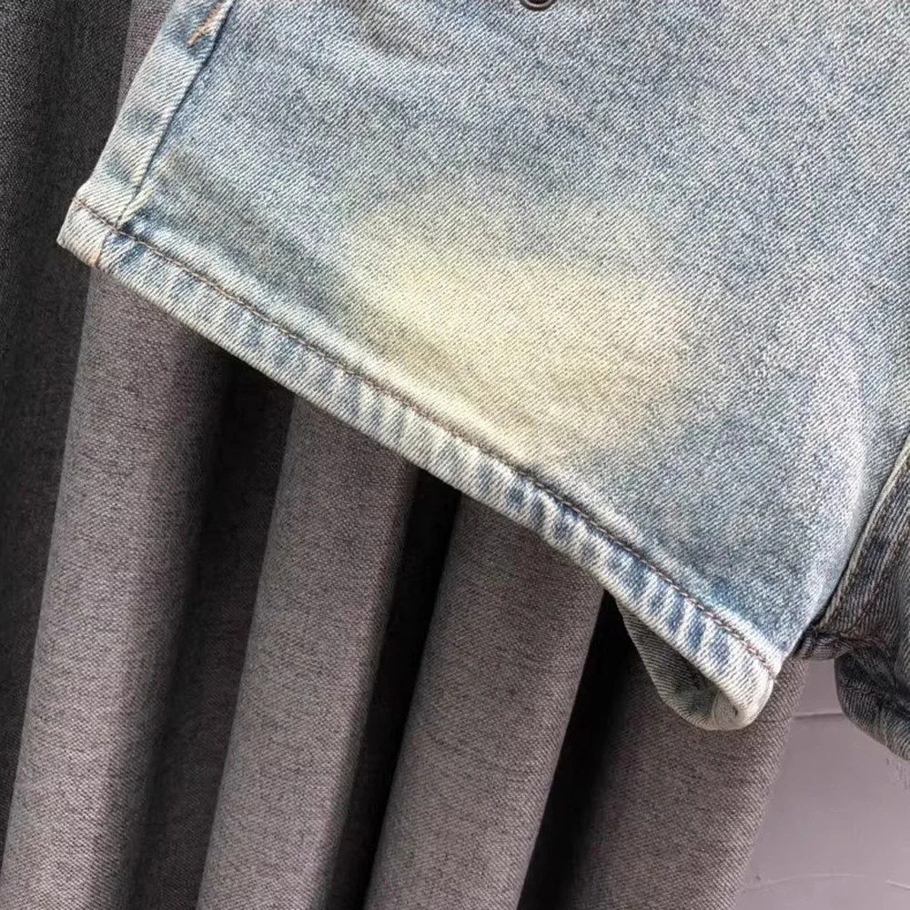 Pantaloncini di jeans vintage 2025 Nuovi pantaloncini a tre divisioni con design a tasca grande in corda intrecciata cava per jeans estivi sexy da donna