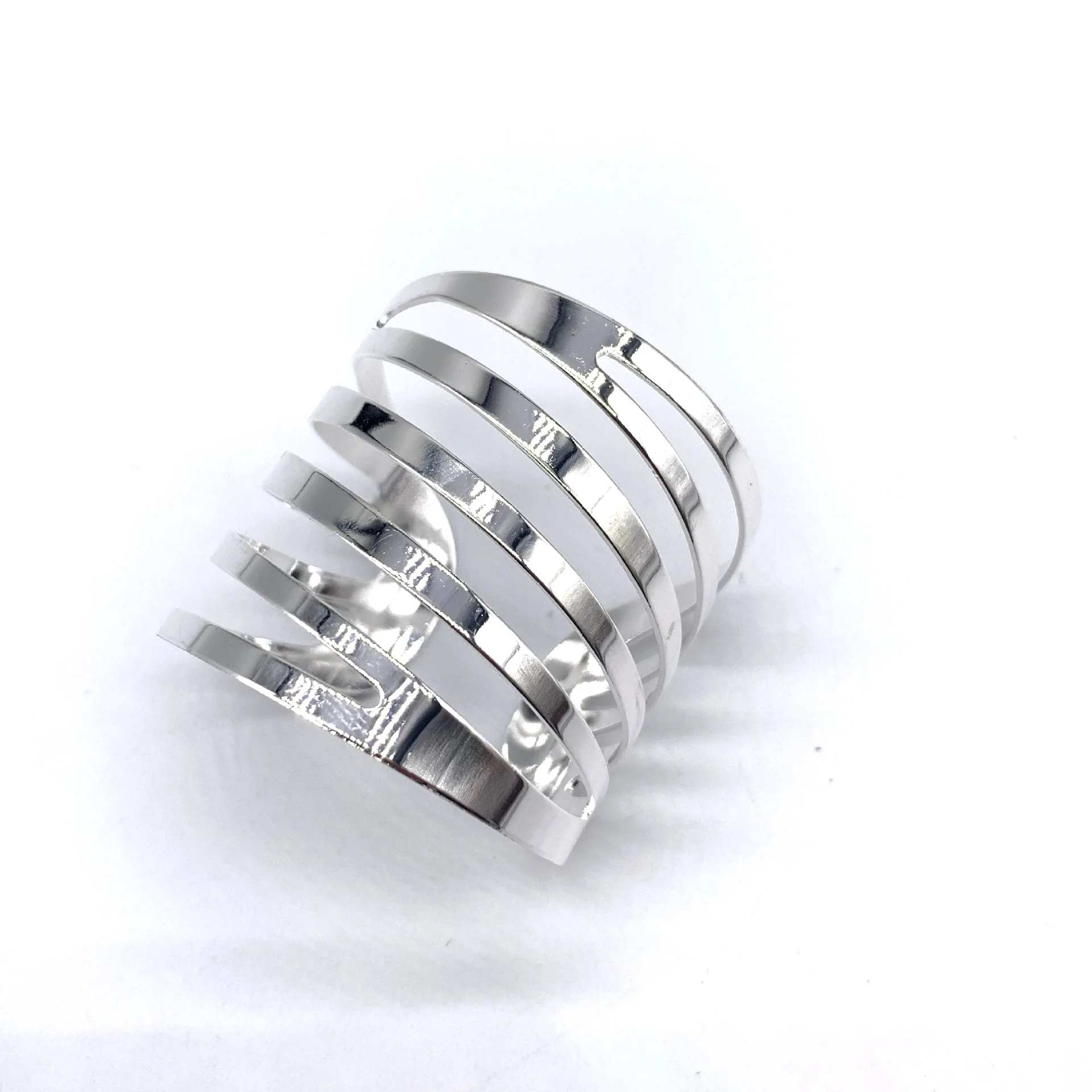 Goldene Spiralförmige Metall-Serviettenhalter - Dekorative Serviettenringe für Tischdekoration – Detail 8