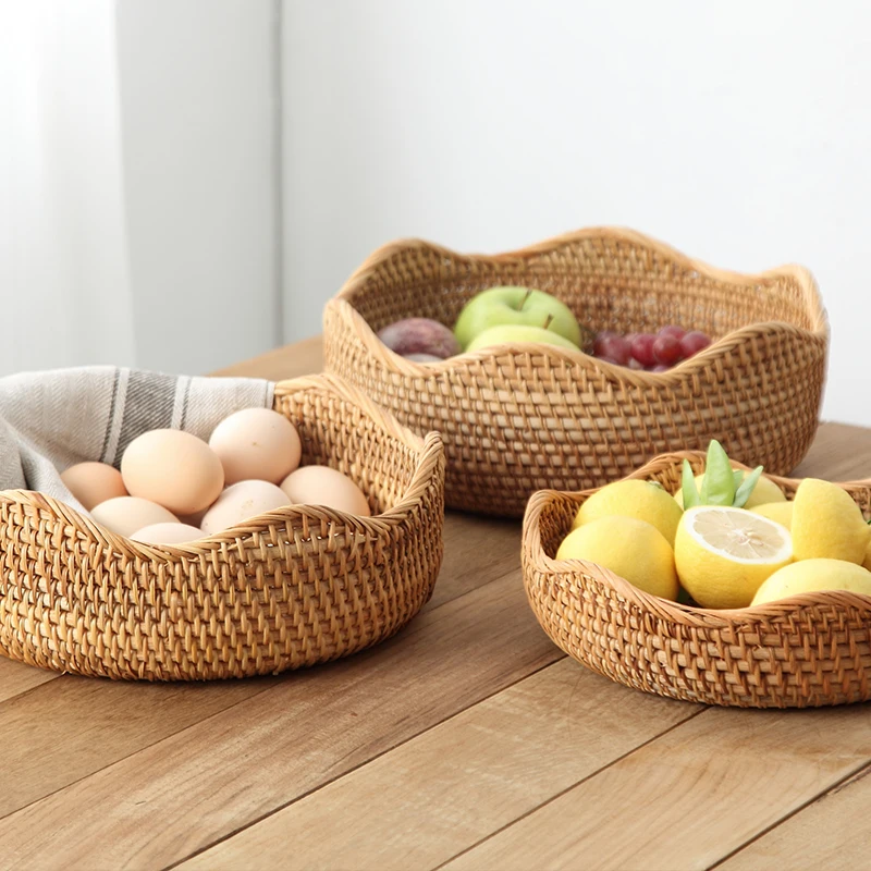 

Handwoven Rattan Storage Basket Fruit Picnic Basket Cake Wicker Tray Food Bread Plate Snack Box Sundries Container Kitchen Decor