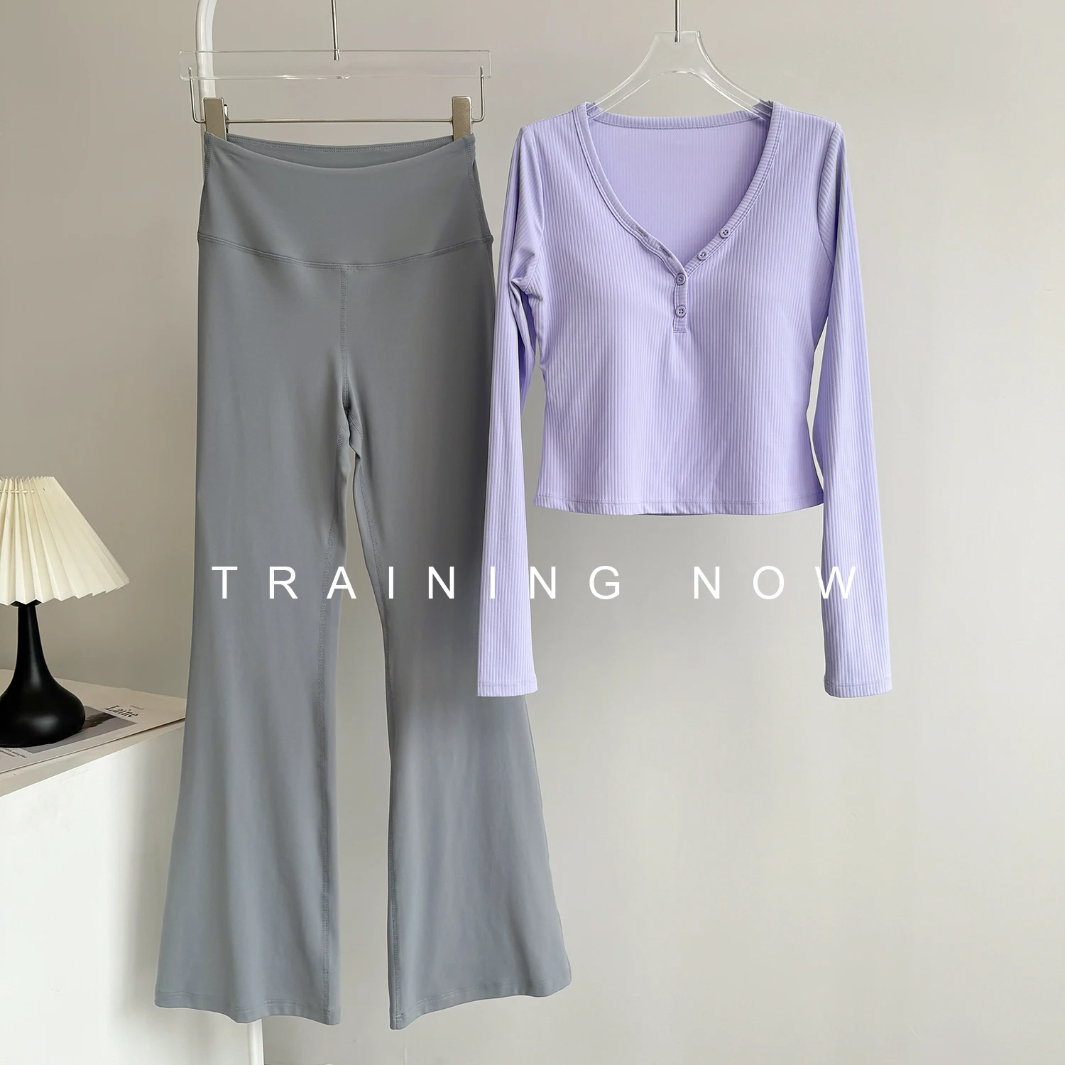 

Костюм для йоги для женщин, осенний модный быстросохнущий костюм для похудения в тренажерном зале, профессиональный костюм для бега с длинной накладкой на грудь