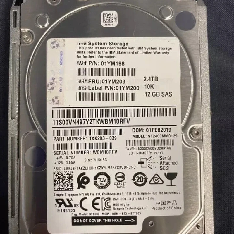 

01YM198 01YM200 01YM203 Жесткий диск IBM/Lenovo 2,4 ТБ 10K SAS 12G V5000 —