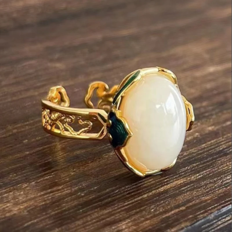 

High-grade Ancient gold craft inlaid with Natural Hotan Jade oval rings for women charm and light luxury wedding jewelry
