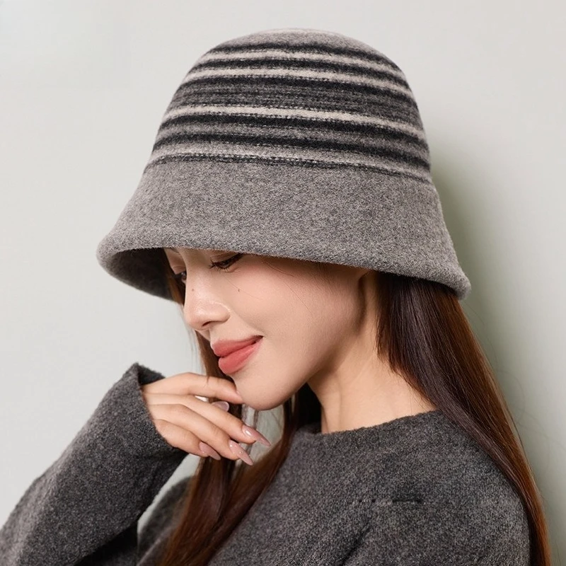 Korean Version Striped Bucket Hat Women's Winter Fashion High-end Bucket Hat Shows Small Face Elegant Versatile Basin Hat