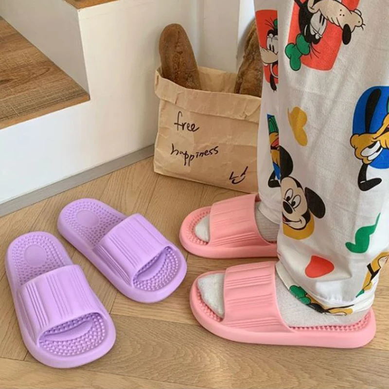 Comfortable Indoor Massage Slippers Women Lightweight Eva Soft Sole Home Slides Woman Summer Outdoor Non Slip Beach Flip Flops view 5