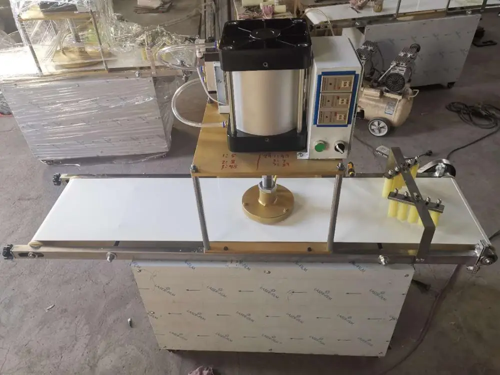 آلة البيتزا التجارية آلة العجين التلقائي آلات صنع الكعك المخصصة للبيع