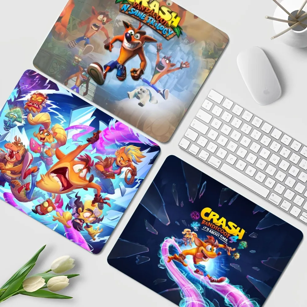 

Crash Bandicoot 20x25cm Cabinet Gaming Computer Laptop Desk Mat Mouse Pad Mouse Mat Notbook for PC Desk Pad