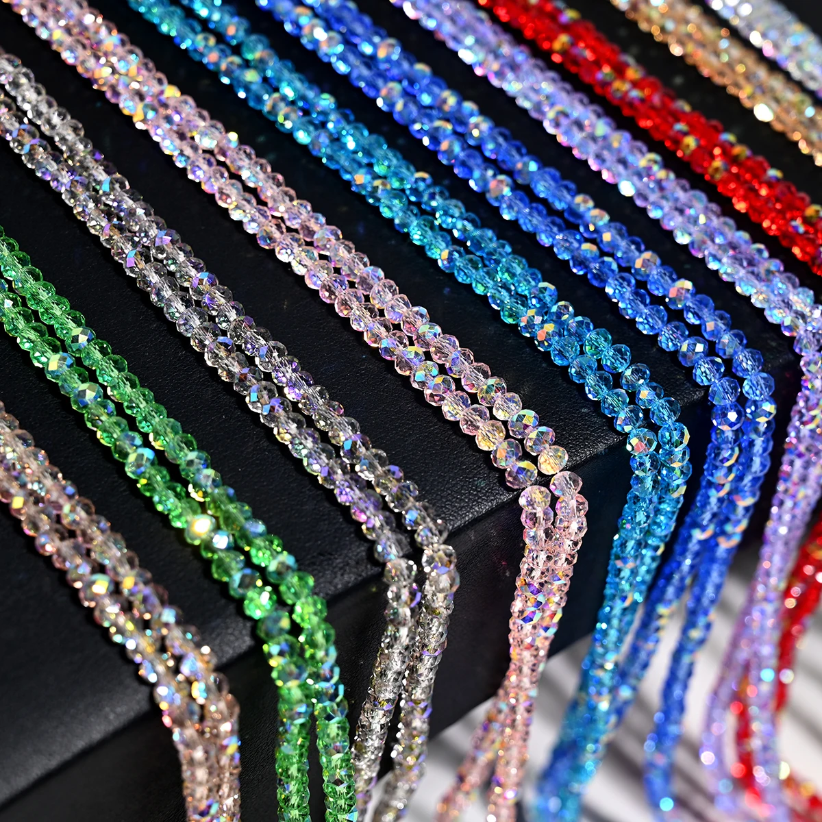 140Pcs 4MM High Quality Glass Beads Flat Round Clear Faceted Loose Spacer Crystal Bead for Jewelry Making DIY Bracelet Necklace