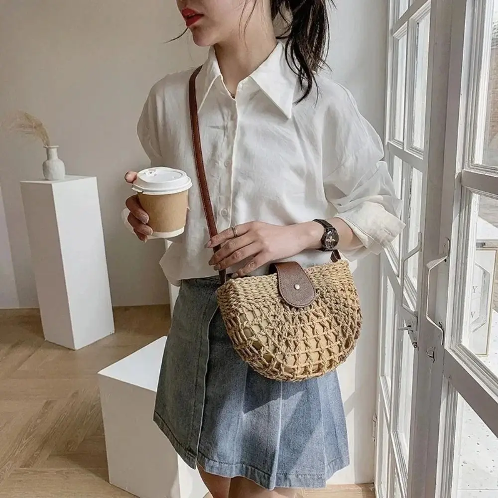 Sac à bandoulière vintage bohème en paille tressée, sac semi-circulaire ajouré en rotin, sac à main grande capacité, sac de plage, pour l'extérieur