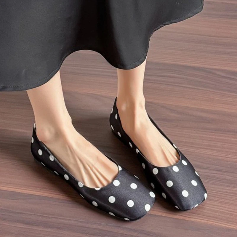 

Women Flats Loafers Shoes Trend Sneaker Fashion Shallow Sport Shoes Summer Sandals 2026 Casual Walking Shoes Ballet Zapatos Lady