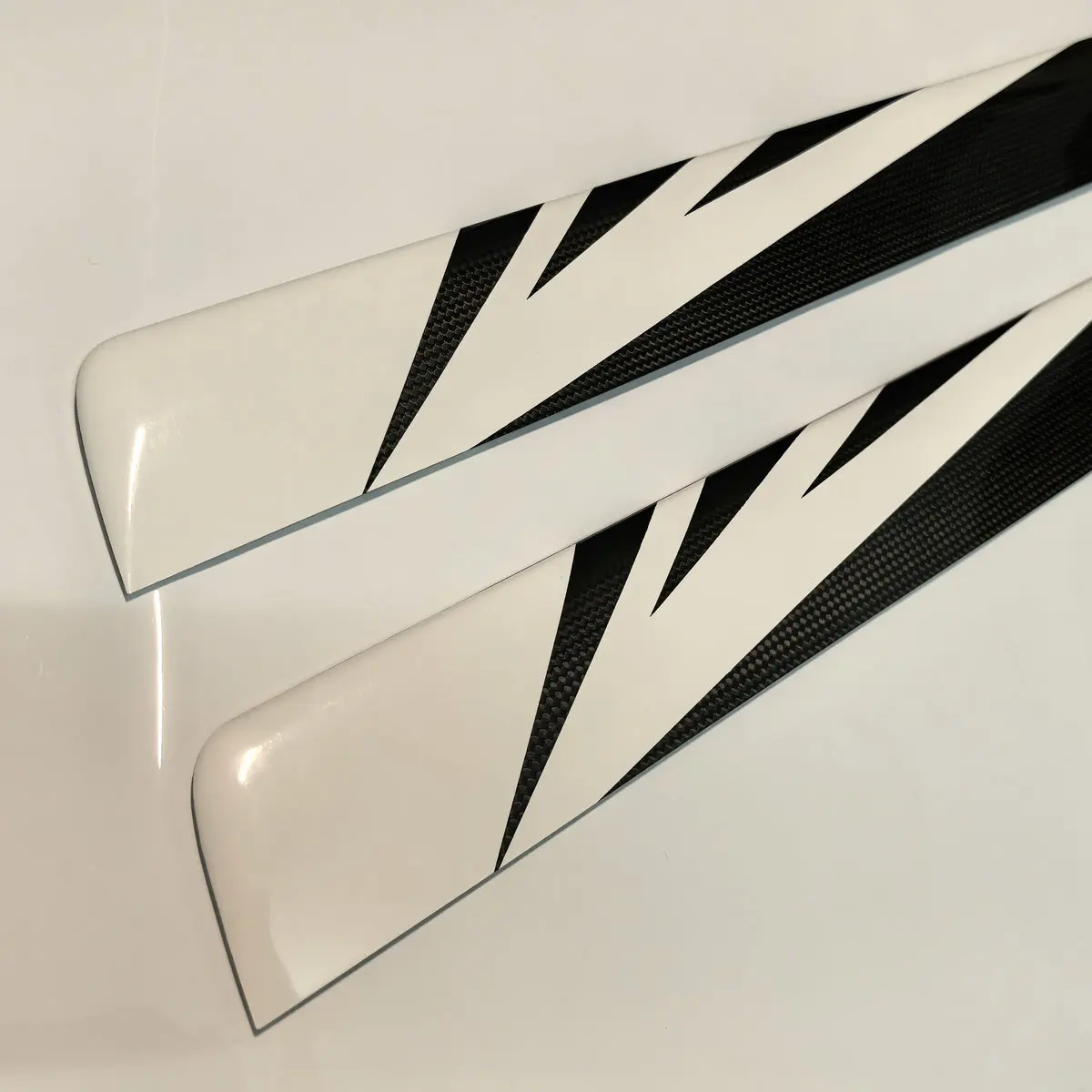 1pair "RADIX" 600mm Carbon Fiber Main Rotor Blade For for Trex 600 ALIGN KDS  TG600 XL600 SAB 600 Helicopter