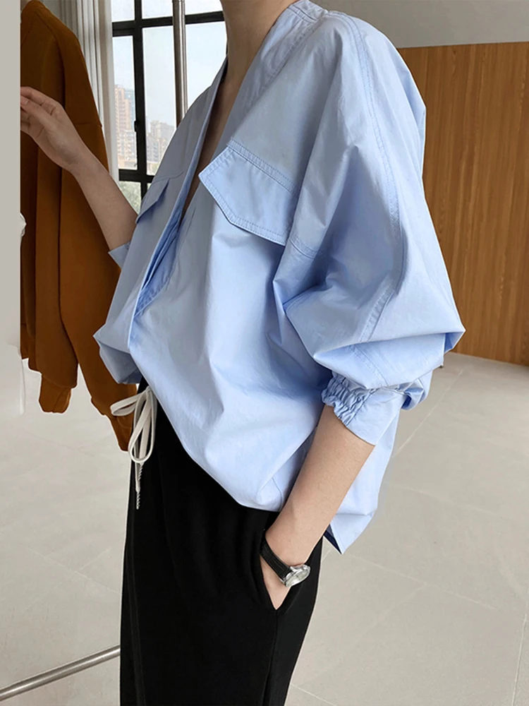 [EAM] Women White Big Size Shaped Blouse New V-collar Long Sleeve Loose Fit Shirt Fashion Tide Spring Autumn 2024 1DE2808