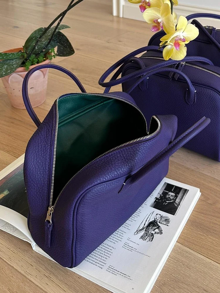 

Фиолетовая женская сумка-тоут из натуральной кожи, новинка 2025, высококачественная сумка на одно плечо, наклонная сумка для боулинга с крестом, бостонская сумка с мягкой ручкой