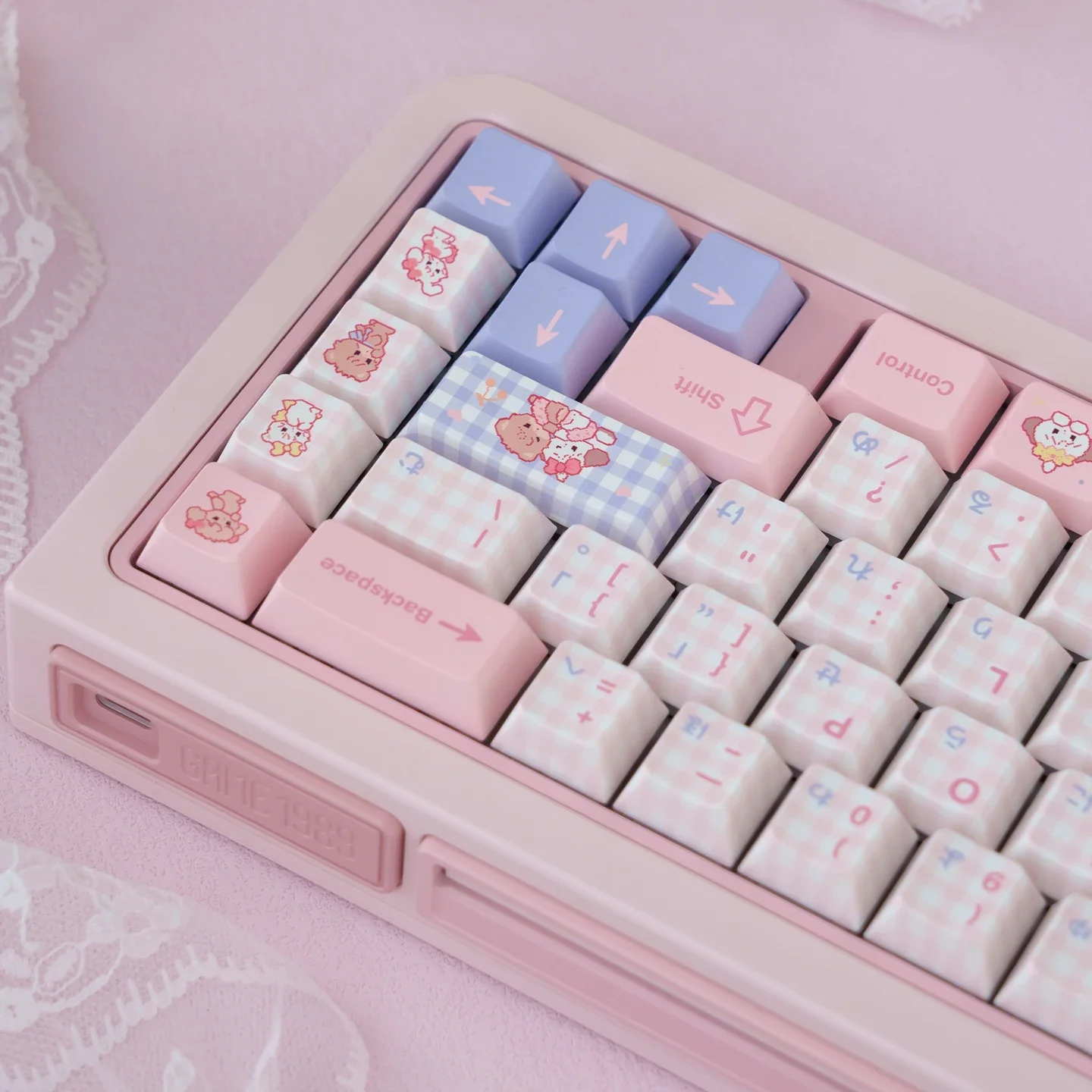 

Mechanical keyboard keycaps pink plaid full set PBT sublimation original factory/MOA height