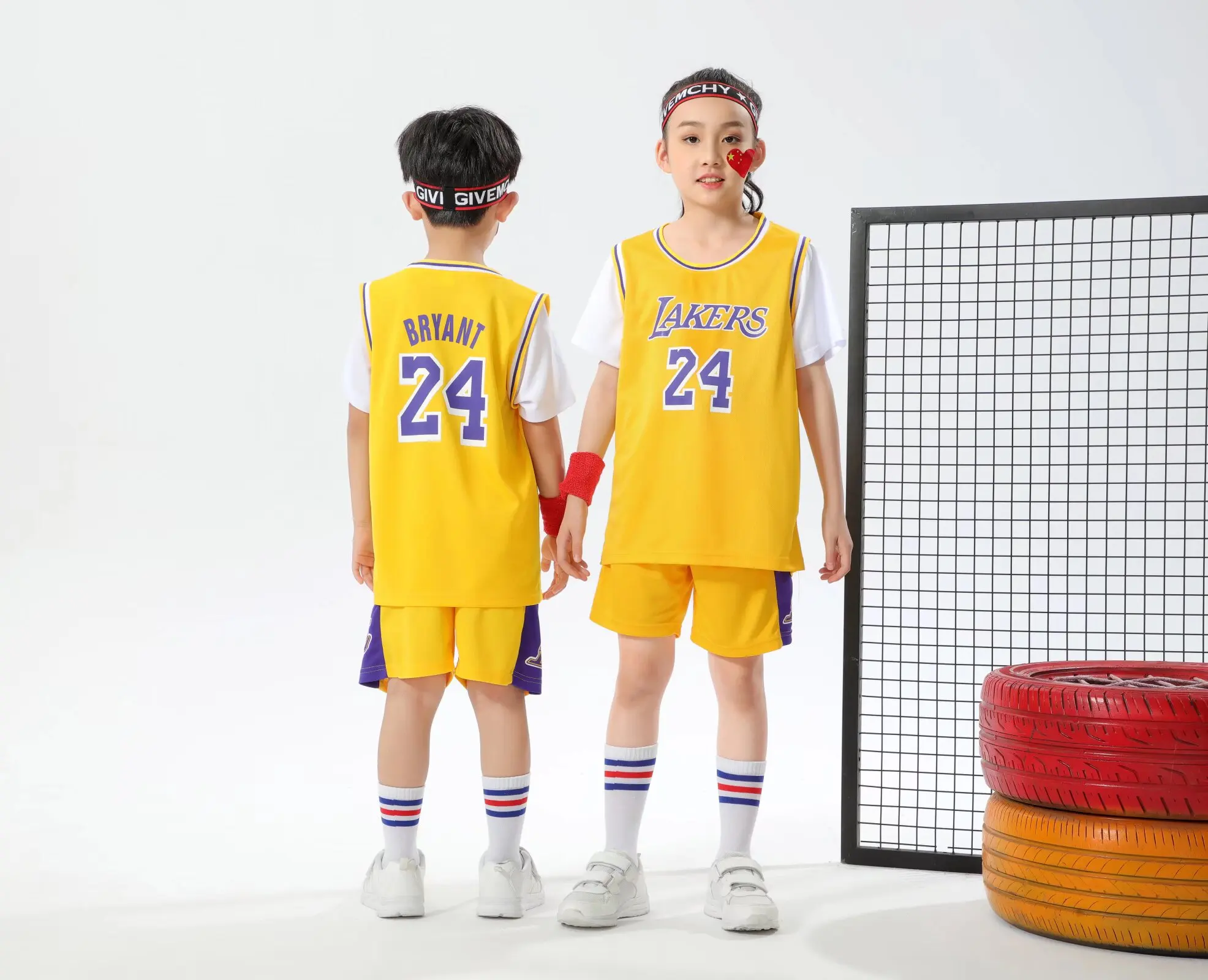 New Children's clothing suit quick-drying sweat-absorbent boys girls #24Basketball Jerseys Fake two-piece uniform kit primary sc