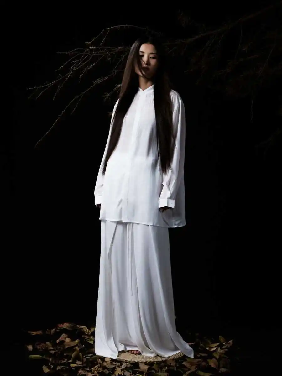 

Новая женская модная блузка 2024 года из белого хлопка свободного кроя, в простом современном китайском стиле, дышащая, с длинным рукавом, для создания элегантного образа.