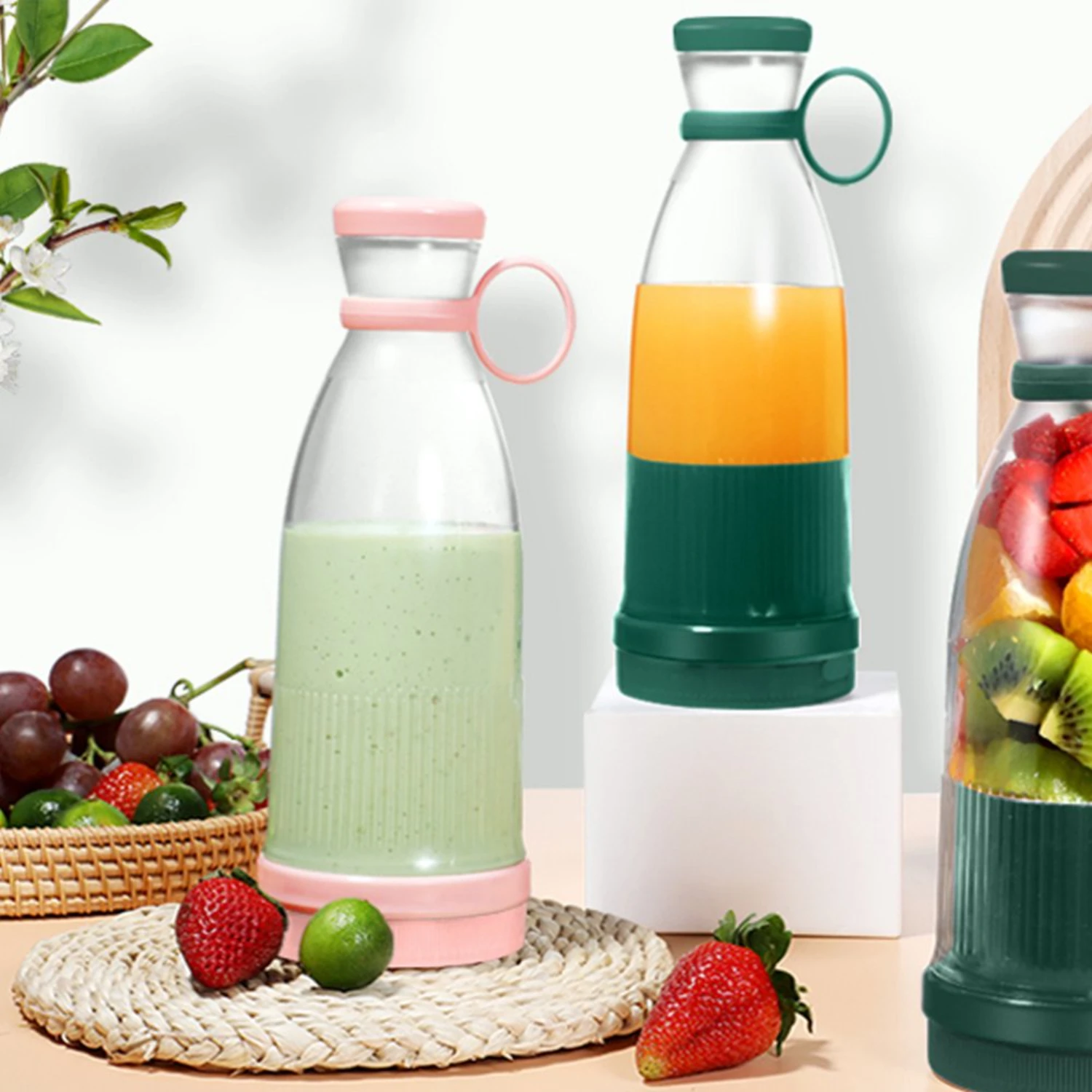 

Portable Blender 1200mAh USB Rechargeable 350ml Mini Juicer Blender Smoothie Blender for Travel Sports Kitchen