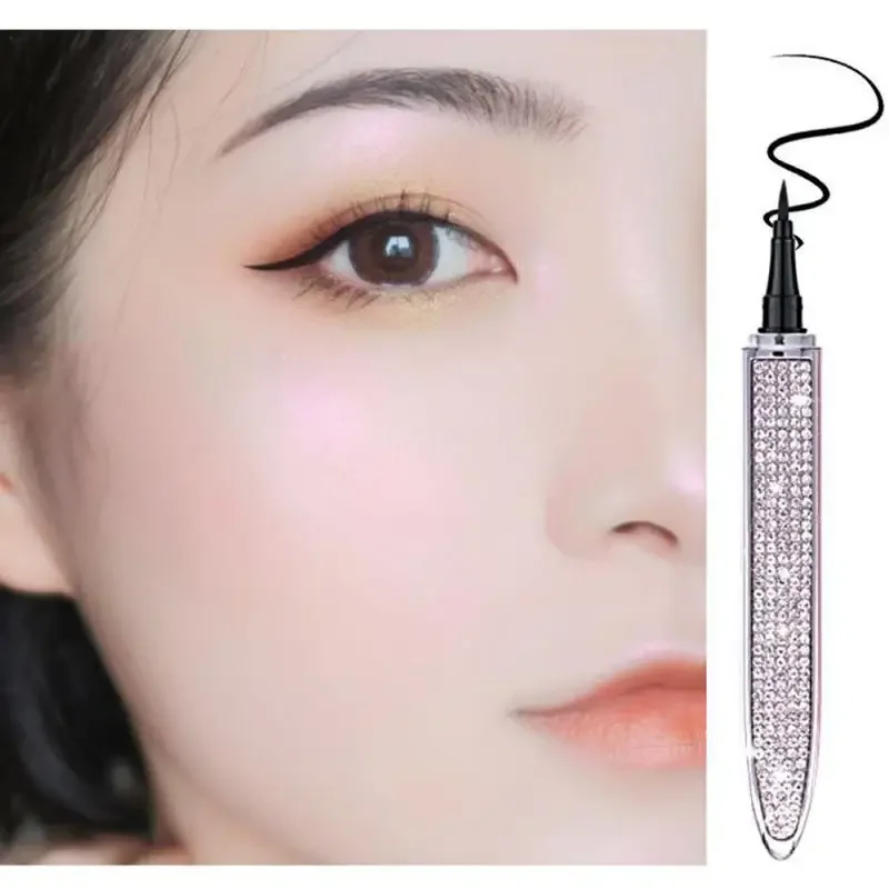 Black / Brown Liquid Eyeliner Waterproof Long Lasting Eye Liner Pencil Quick Drying Not Bloom Natural Eyleliner Pen Makeup