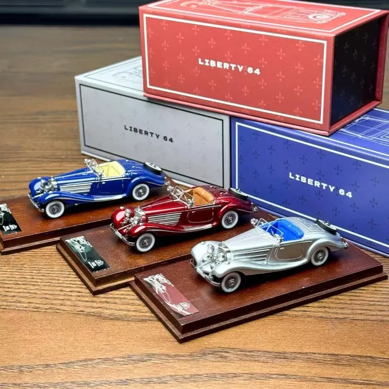 

In stock: 1:64 500K vintage car die-cast simulation alloy model with accessories, boys' gift toys, adult collectible ornaments.