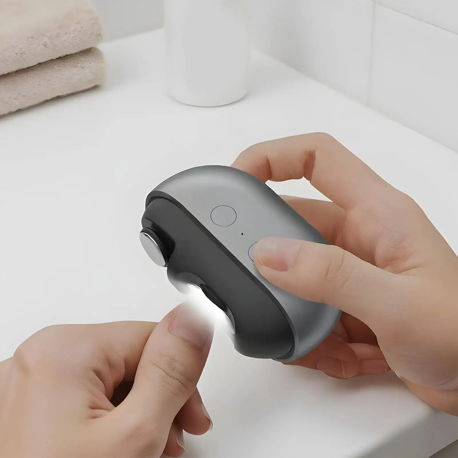 

Электрическая машинка для стрижки и полировки ногтей с USB-зарядкой, LED-подсветкой и отсеком для хранения клипс, для детей, взрослых, пожилых людей, для дома и офиса