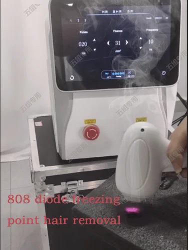 3000 ワットチタンダイオードレーザー脱毛器永久脱毛プロフェッショナルレーザー 3 波長 755 808 1064nm 無痛脱毛