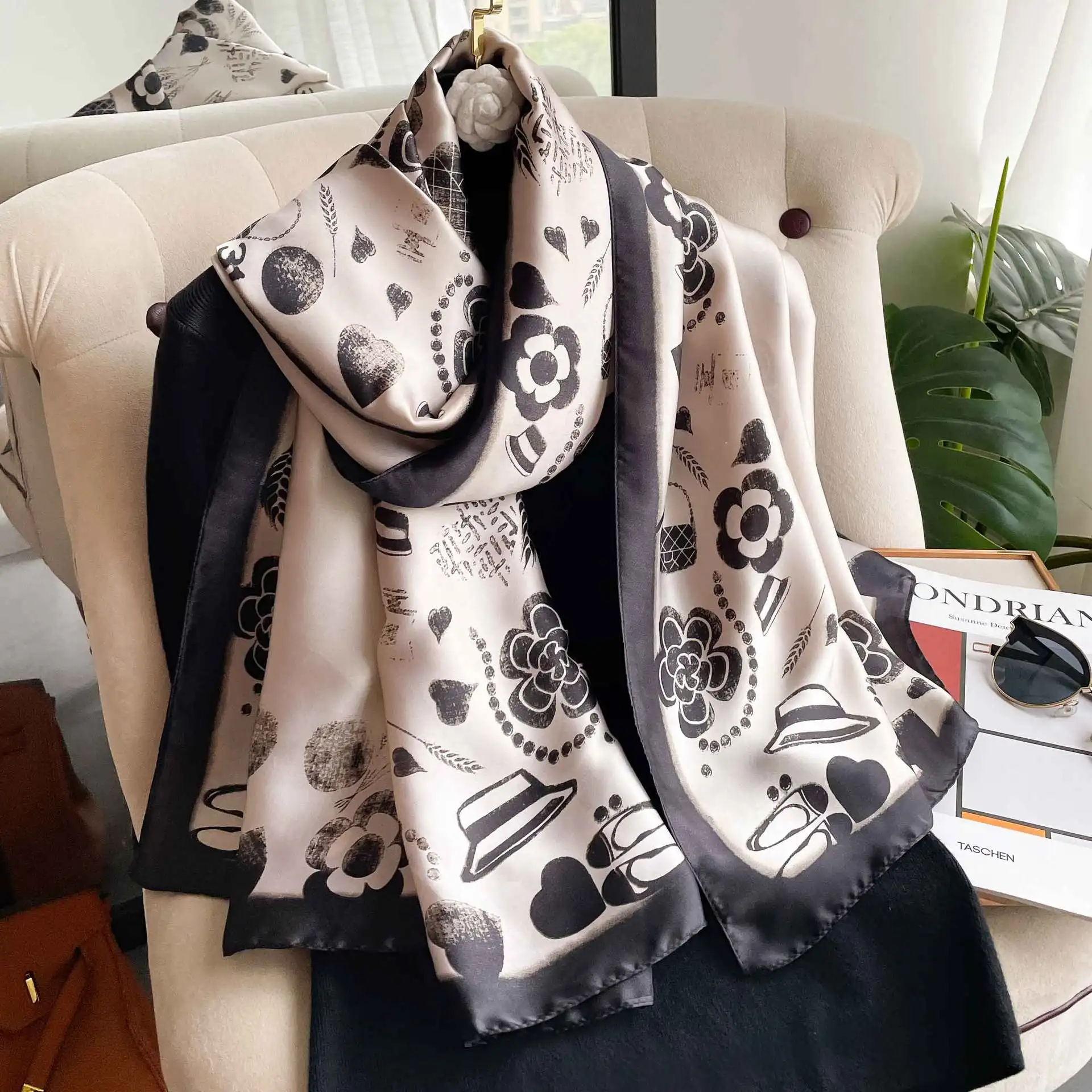 New 90*180CM Fashion Luxury Lady Print Design Shawl Soft Satin Silk Scarf Shawl Versatile Women Long Silk Scarves