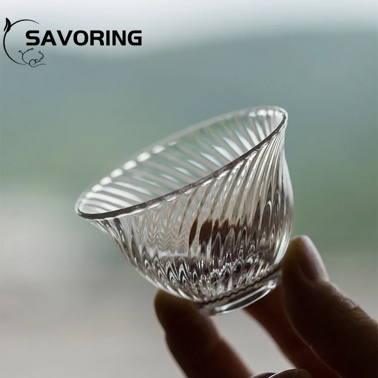 Japanese Heat-resistant Glass Petal Cup Smelling Cup Transparent Vertical Teacup Single Master Cup Small Sake Wine Cup Drinkware