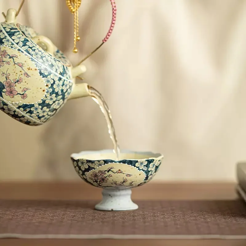 180ML Jingdezhen Blue and White Open Window Plum Blossom Teapot Lift Beam Pot Lift Slip Decorative Retro Teacup Kung Fu Teapot