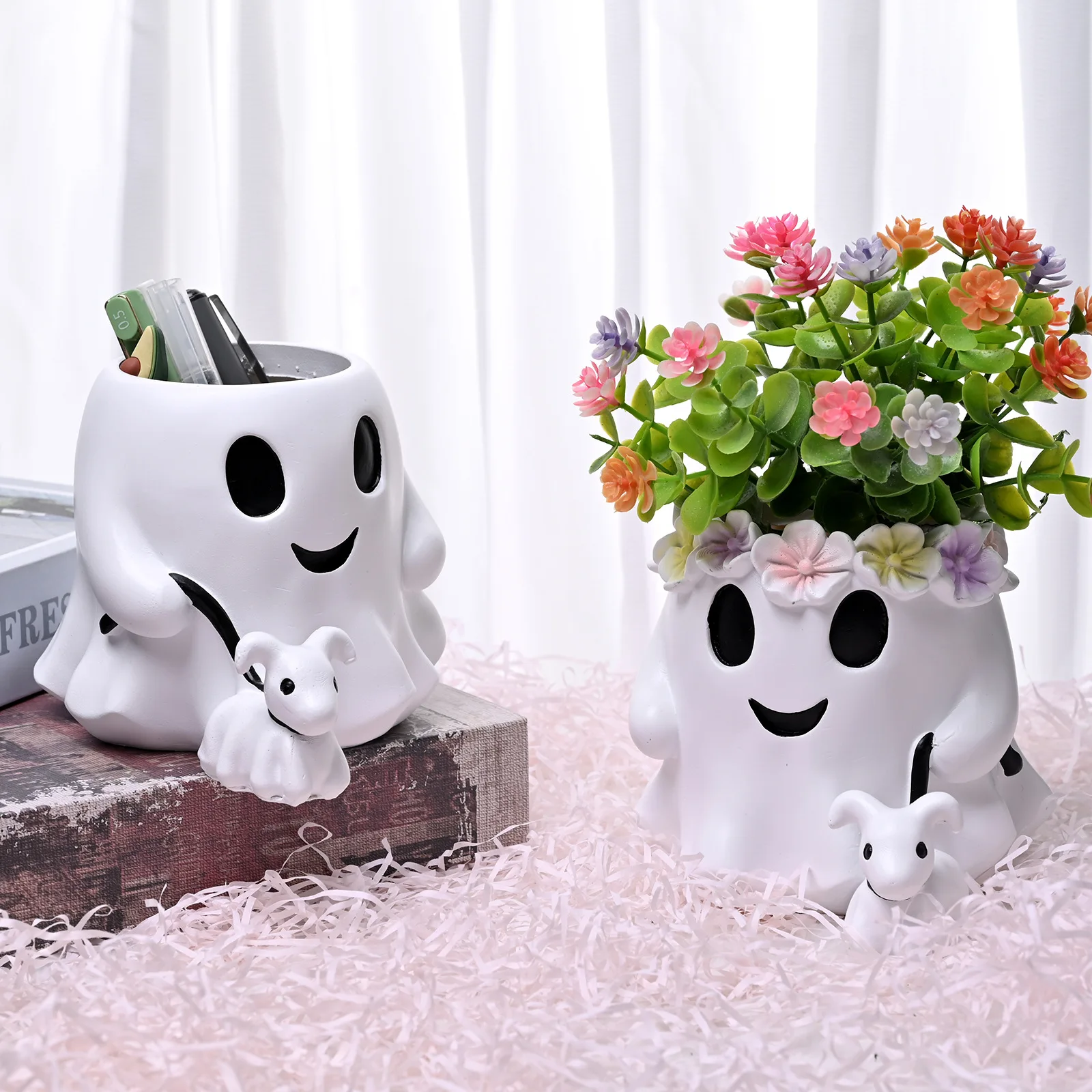 

Halloween Ghost Walking Dog Planter Creative Ghost Pens Makeup Brush Holder Desktop Ornaments Resin Crafts Halloween Decor Gifts