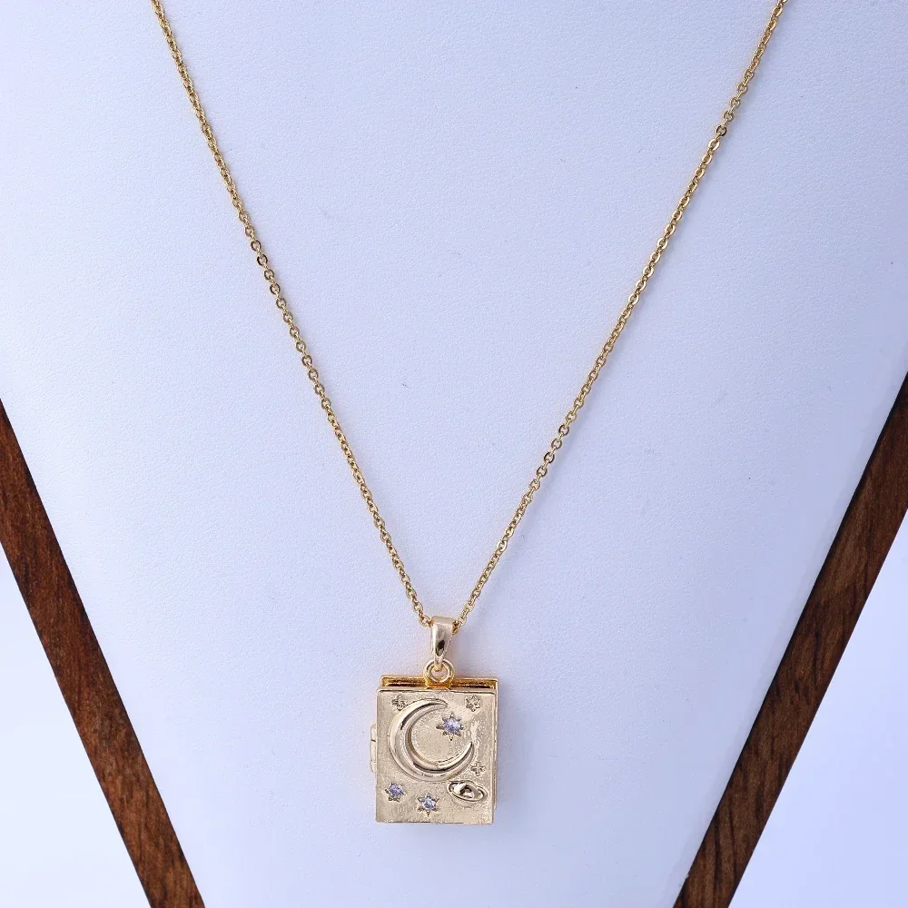 開閉可能な月、星、ダイヤモンドの本が付いた高級ハイエンドネックレス - シンプルでニッチなデザインのジュエリーペンダント装飾